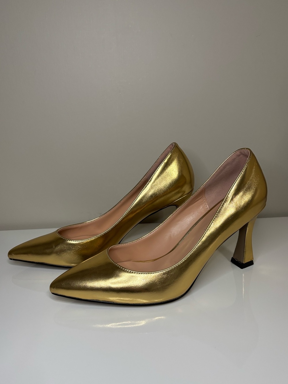 Ambelight Gold Pointed Toe Stiletto Heels